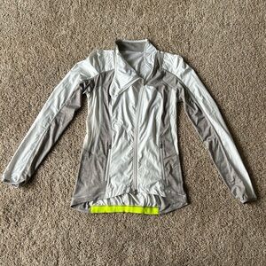 Lululemon white and grey biking jacket. Size 6, never worn.
